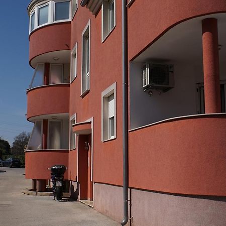 Apartman Istria 4 You Apartment Pula Exterior photo